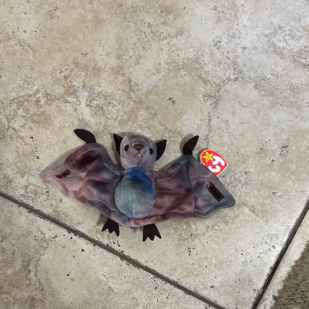 Ty Bat Plush with Gray and Black Wings